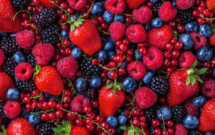 frutti rossi-vitamine-polifenoli-fragole-fragilità capillare-Patrizia Di Mare-nutrizionista-Siracusa-Augusta-Lentini
